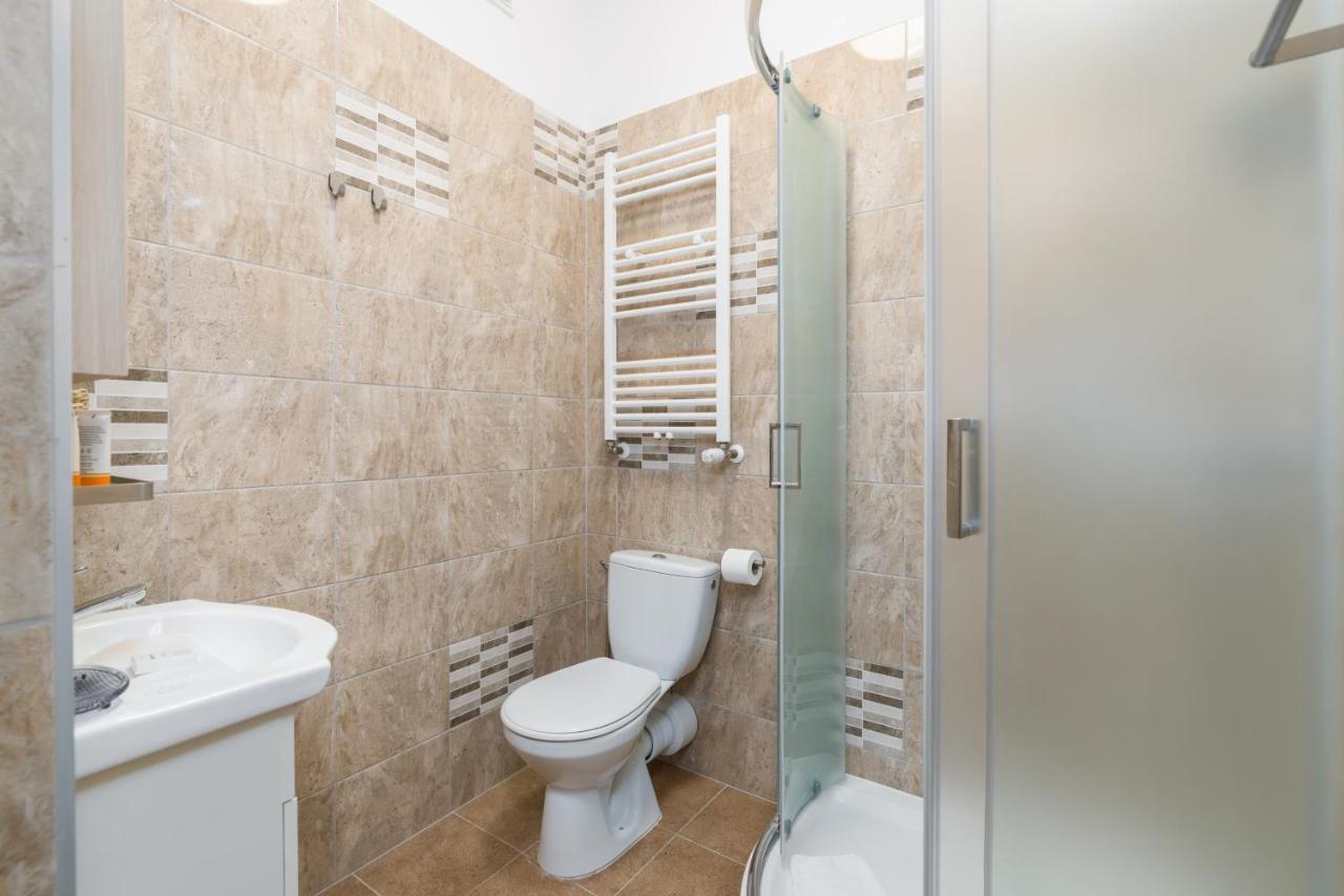 Kwiatowa Apartments Poznan City Center By Noclegi Renters Exteriör bild